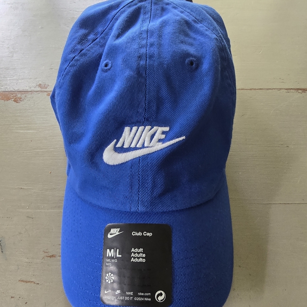 Nike Blue Baseball Cap with Iconic Swoosh